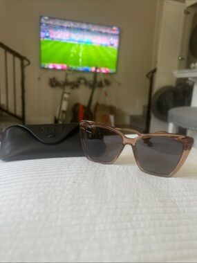 DIFF Eyewear” Becky II”  Sunglass